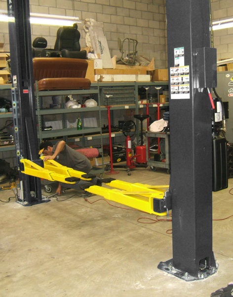 BendPak Leveling Two-Post Hoist Arms