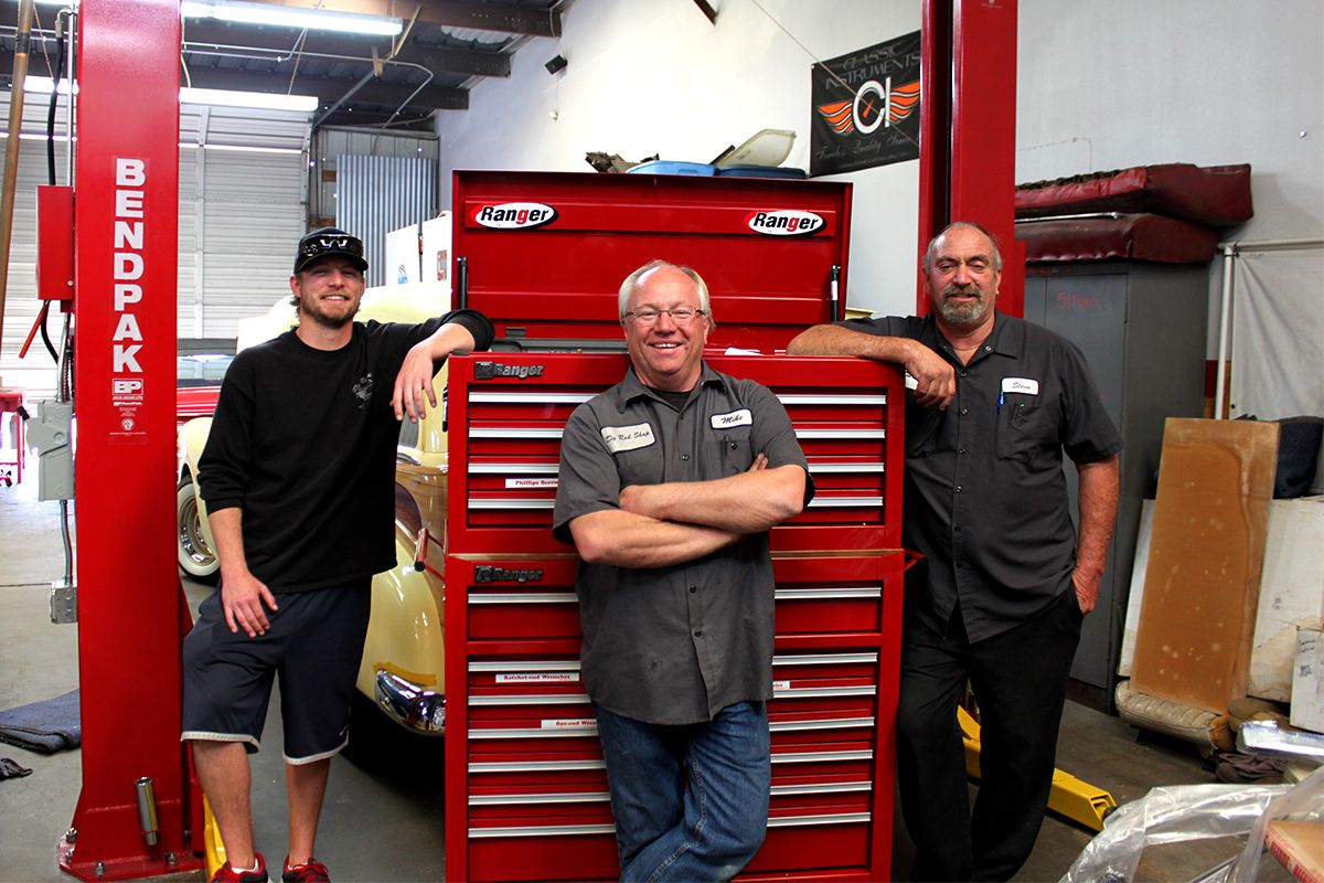 Da Rod Shop in Simi Valley uses BendPak Hoists